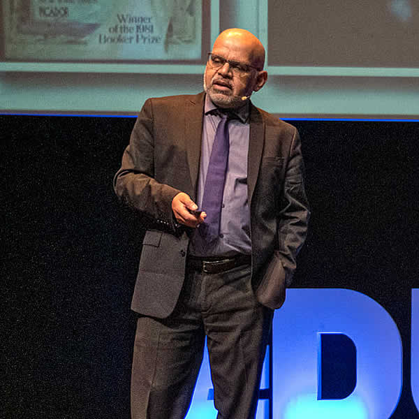Education in an age of Generative AI: Learning from the Past to Design the Future